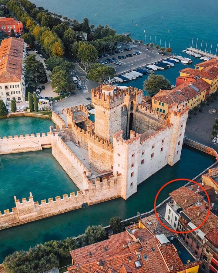 Castello Mavino Apartment Сирмионе Екстериор снимка