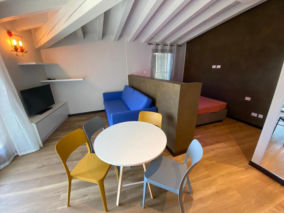 Castello Mavino Apartment Сирмионе Екстериор снимка