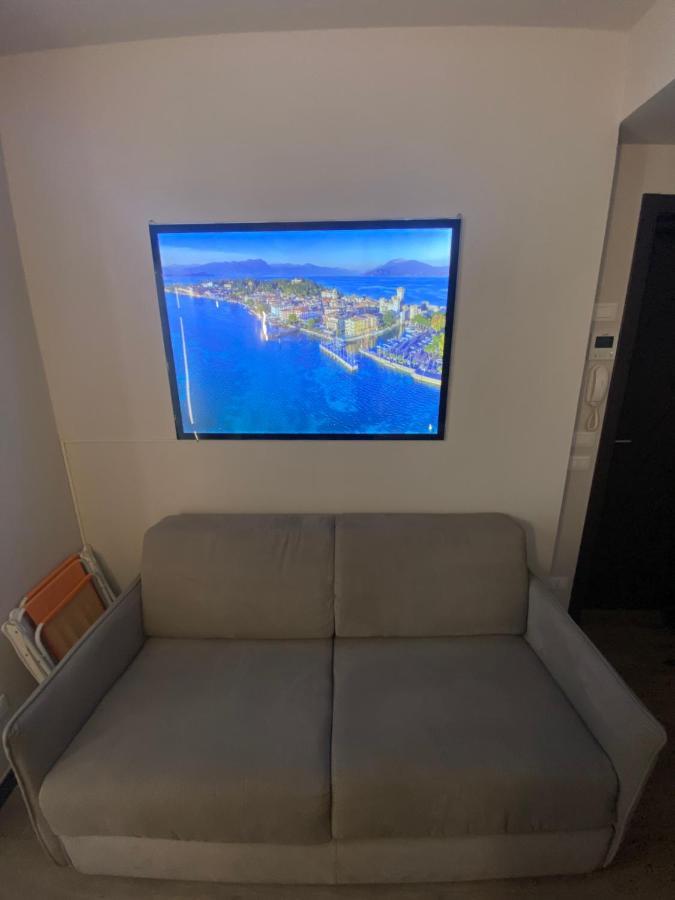 Castello Mavino Apartment Сирмионе Екстериор снимка